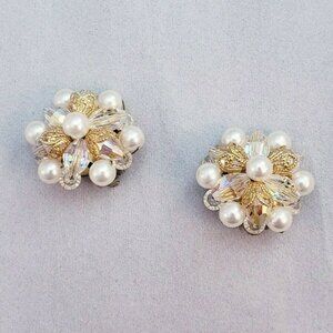 Crystal Faux Pearl Cluster Filigree Clip On Round Shape Vintage Earrings